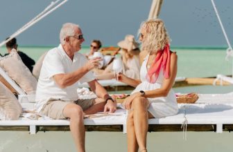 expedia – Student Discounts and Offers